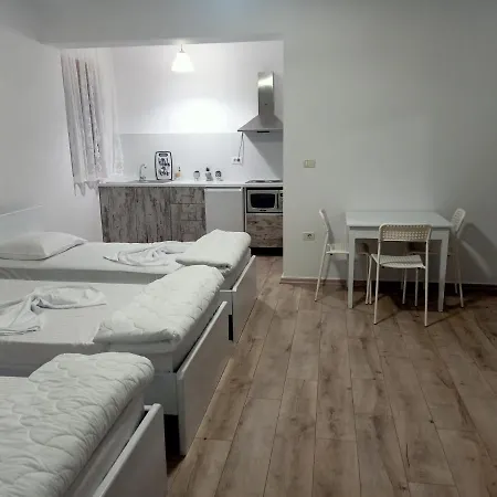 Click * Gjirokaster